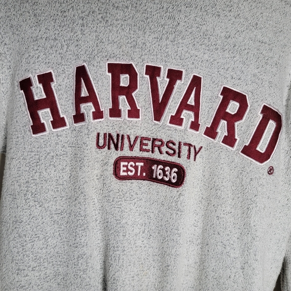 Unisex Harvard University est. 1636 size XS Licensed Gear gray sweater. Nice! - Picture 2 of 4
